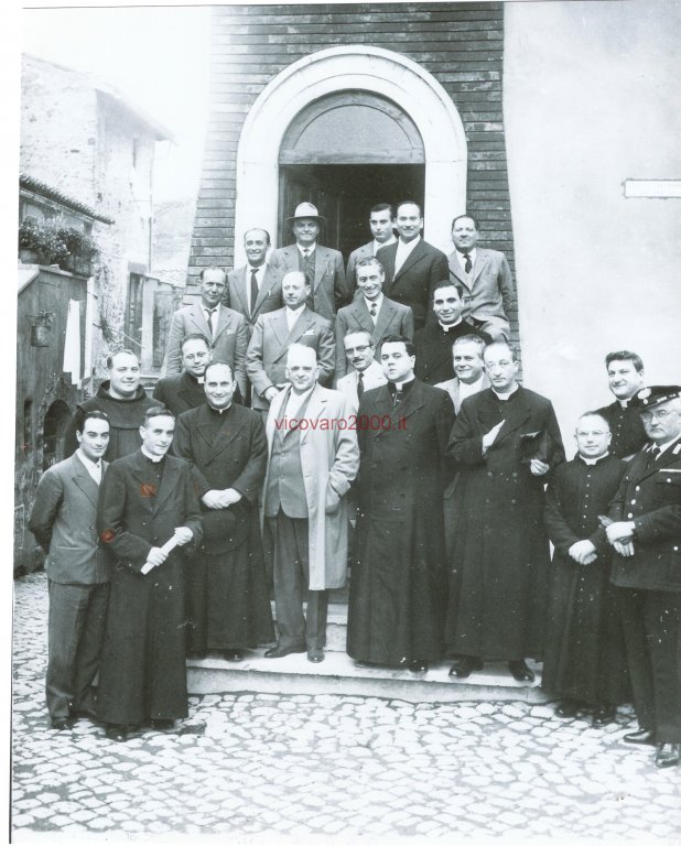 Padre Rotondi con Don Angelo Francorsi, Don Dante Matteoni, Don Tommaso Passacantilli,  Don Marco Lezy Marchetti 